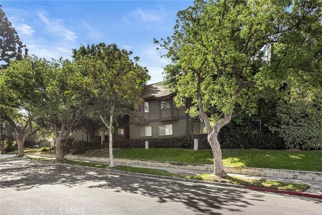 246 Alpine St 9, Pasadena, CA 91106