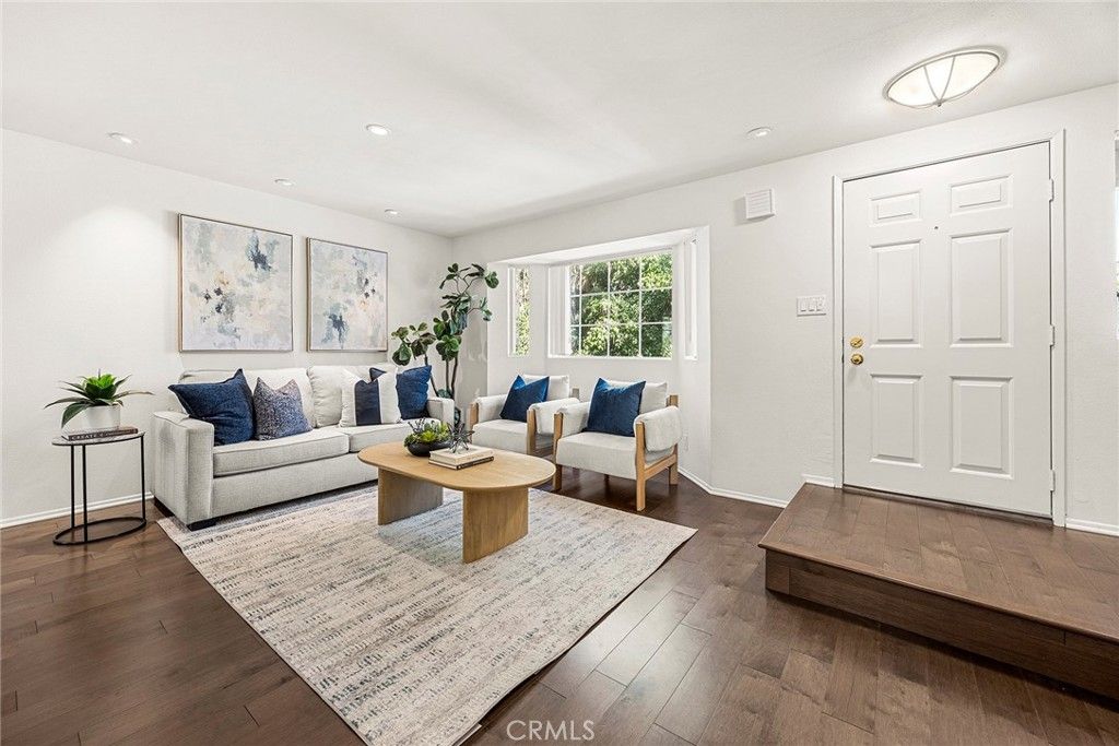 246 Alpine St 9, Pasadena, CA 91106 — photo 3