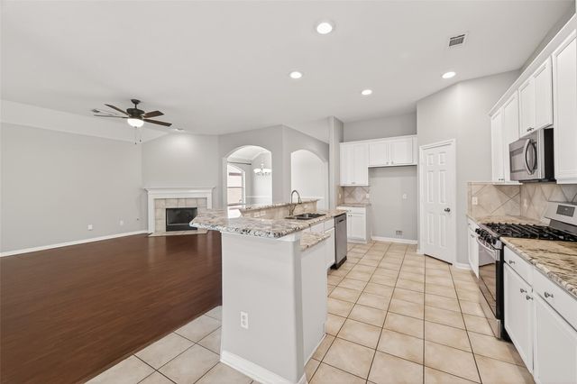 15318 Bent Twig Way, Cypress, TX 77433