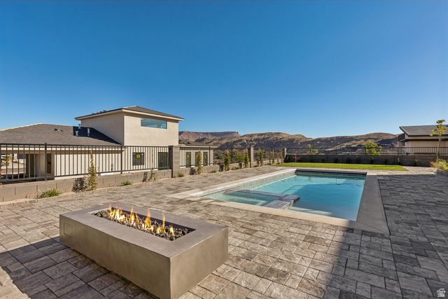 273 E 1050 N, Hurricane, UT 84737
