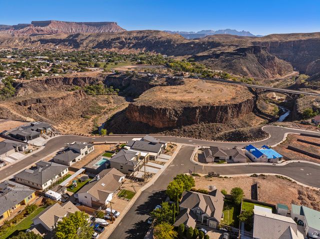 273 E 1050 N, Hurricane, UT 84737