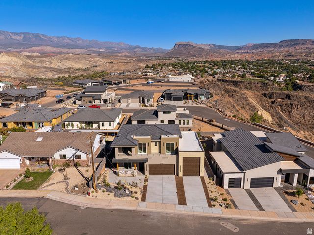 273 E 1050 N, Hurricane, UT 84737