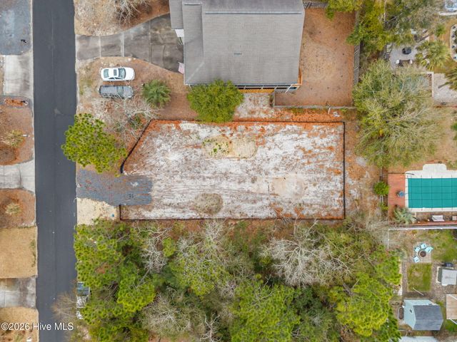 138 NE 12th Street, Oak Island, NC 28465