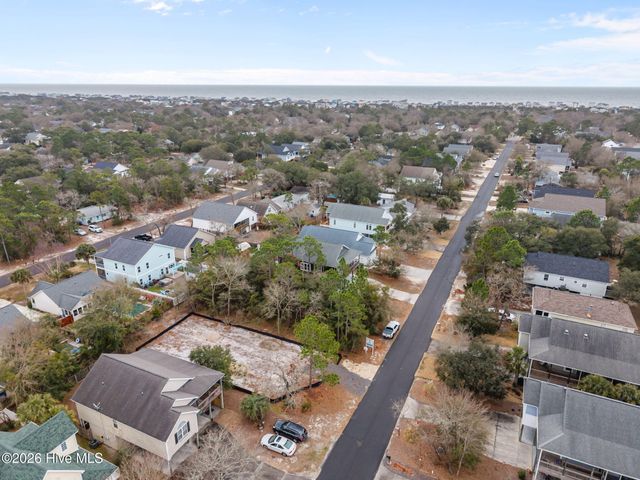 138 NE 12th Street, Oak Island, NC 28465