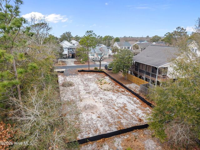 138 NE 12th Street, Oak Island, NC 28465