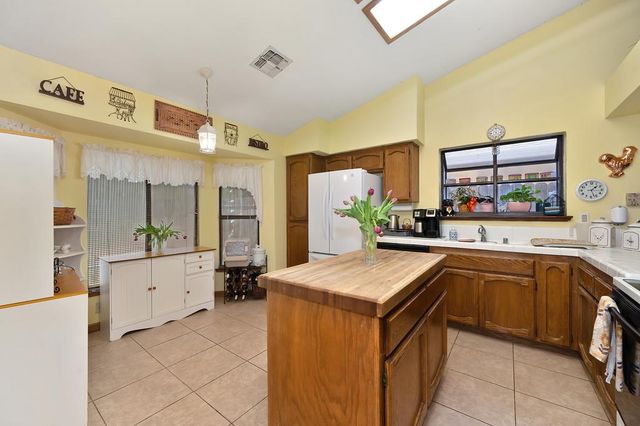 9963 River Mist Way, Rancho Cordova, CA 95670