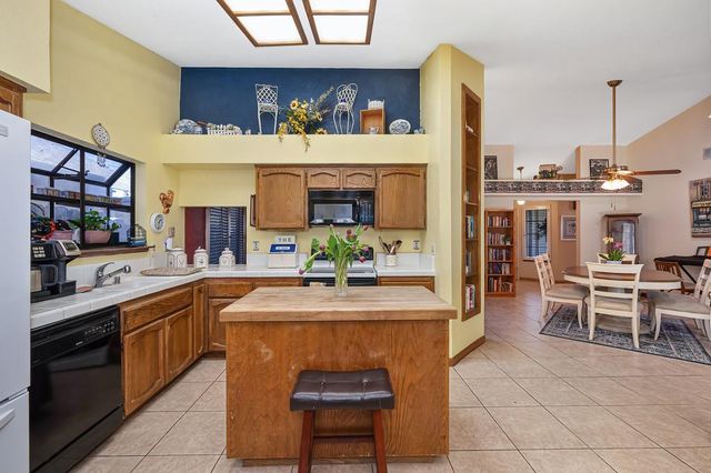 9963 River Mist Way, Rancho Cordova, CA 95670