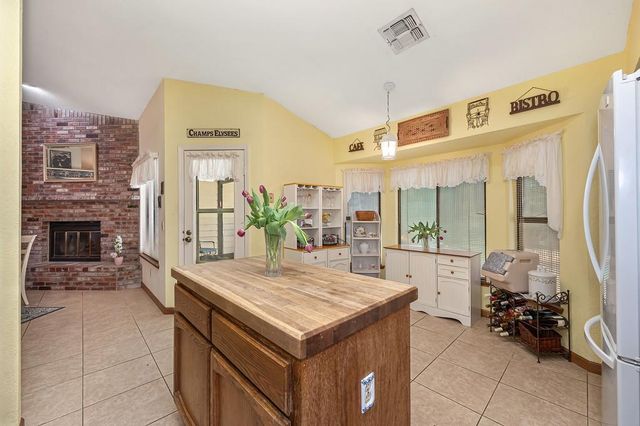 9963 River Mist Way, Rancho Cordova, CA 95670