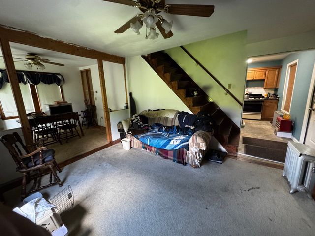 21 Dryden St, Worcester, MA 01605