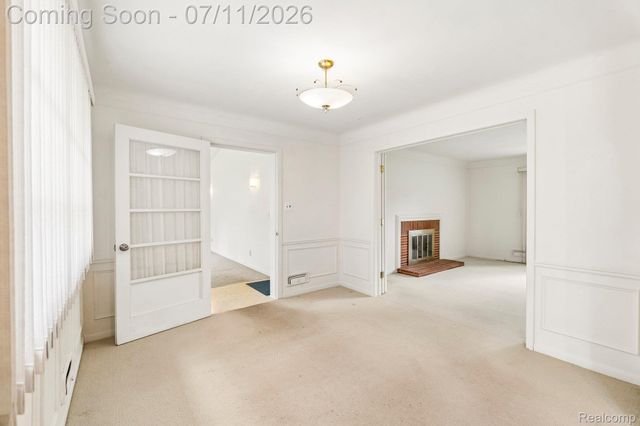 6105 Gilbert Lake Road, Bloomfield Hills, MI 48301