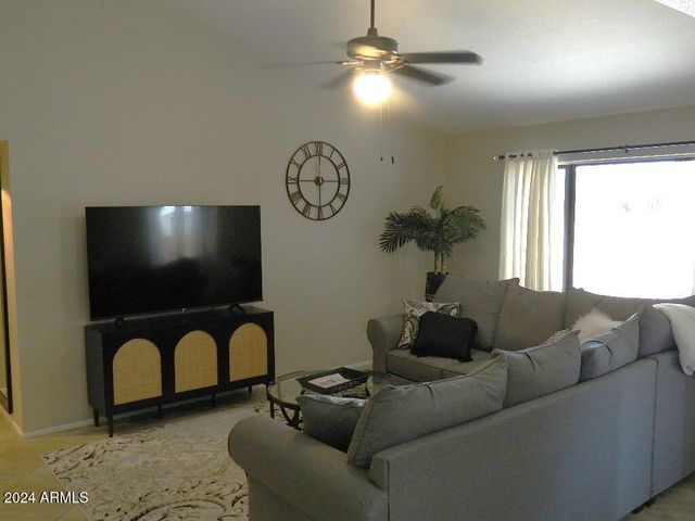 13931 W OAK GLEN Drive, Sun City West, AZ 85375