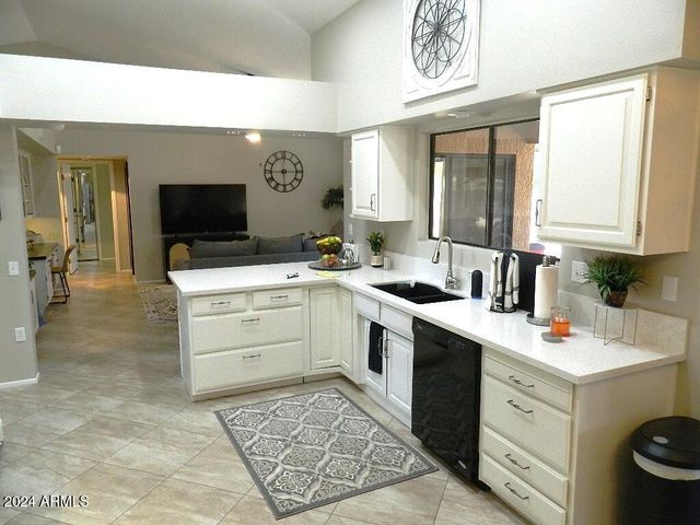 13931 W OAK GLEN Drive, Sun City West, AZ 85375