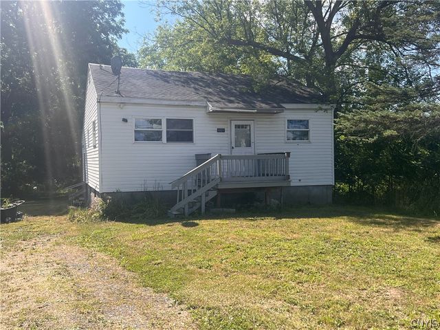 8827 Brewerton Road, Cicero, NY 13029
