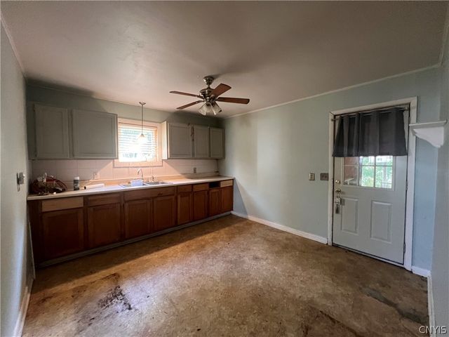 8827 Brewerton Road, Cicero, NY 13029