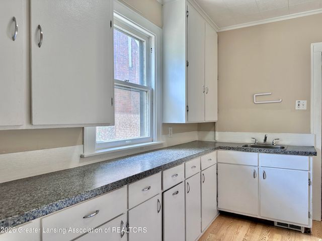 414 N Hayford Avenue, Lansing, MI 48912