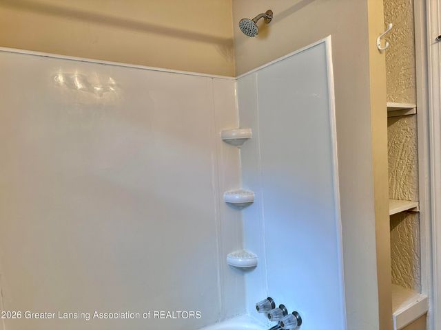414 N Hayford Avenue, Lansing, MI 48912