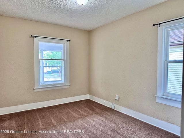 414 N Hayford Avenue, Lansing, MI 48912