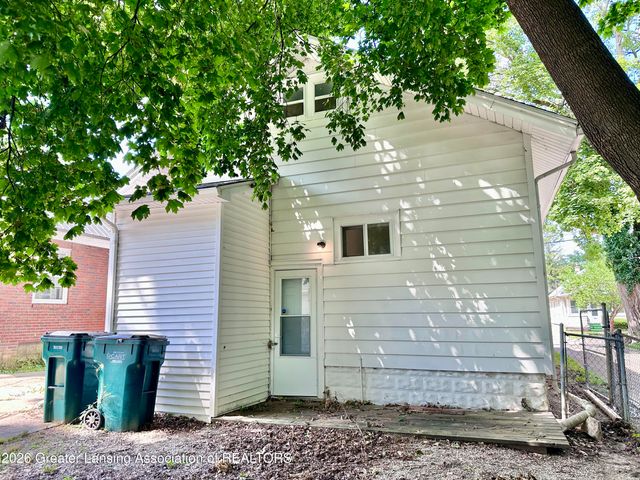 414 N Hayford Avenue, Lansing, MI 48912