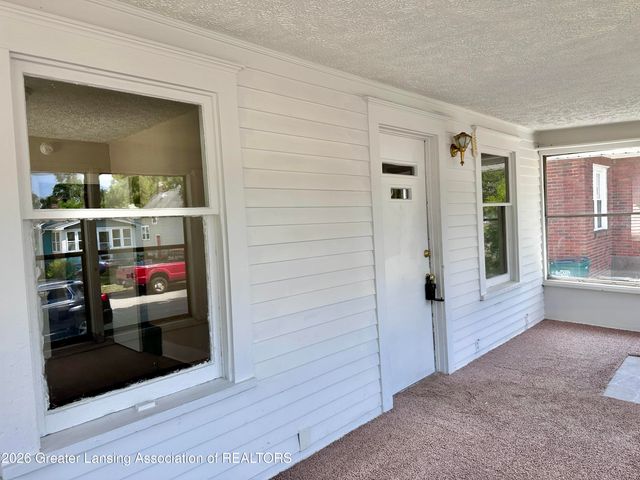 414 N Hayford Avenue, Lansing, MI 48912