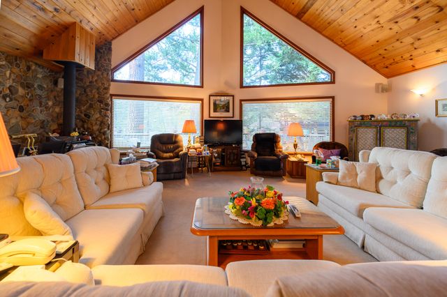 506 Masonic Lane, Weaverville, CA 96093