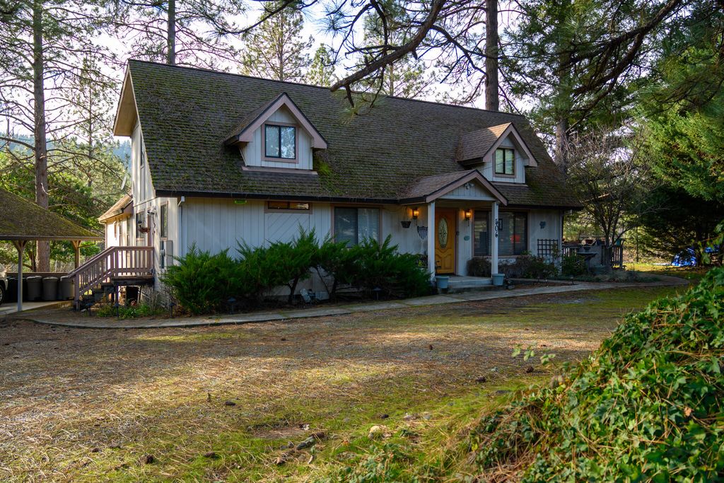 506 Masonic Lane, Weaverville, CA 96093