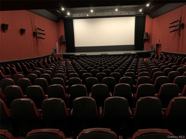 269-10 17K Grand Central Parkway 17K, Floral Park, NY 11005