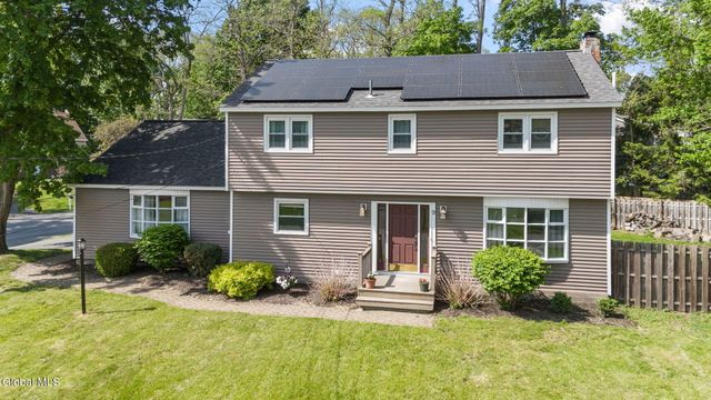 9 Haviland Drive, Glenville, NY 12302