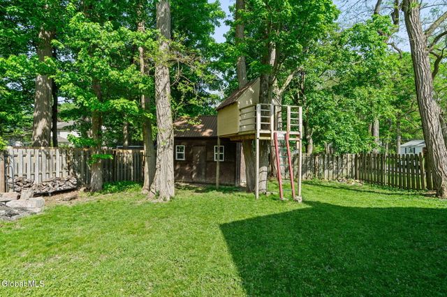 9 Haviland Drive, Glenville, NY 12302
