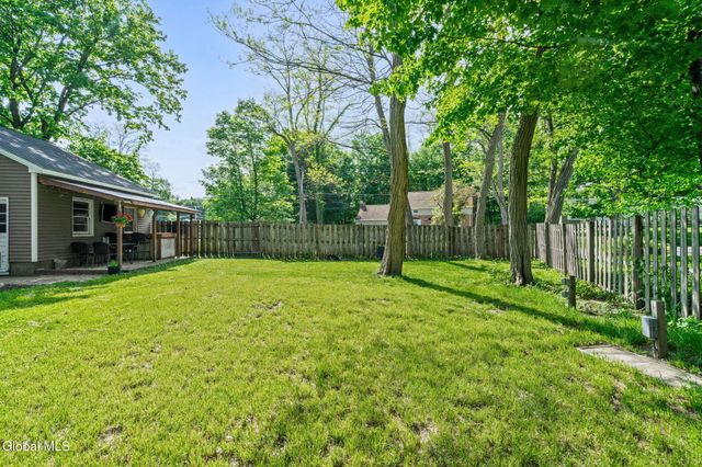 9 Haviland Drive, Glenville, NY 12302