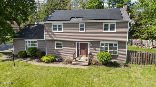 9 Haviland Drive, Glenville, NY 12302