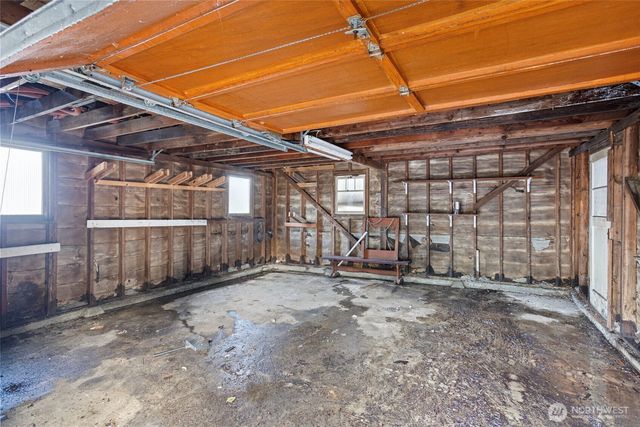 19028 15th Avenue NE, Shoreline, WA 98155