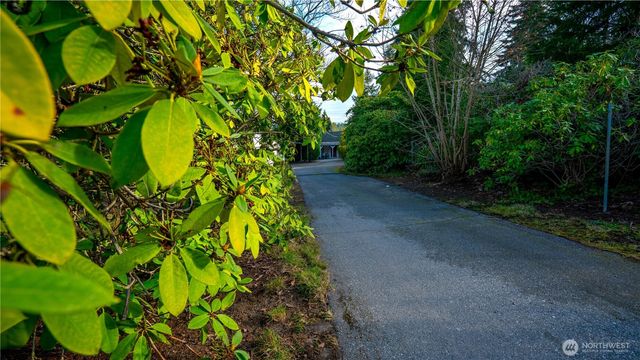 19028 15th Avenue NE, Shoreline, WA 98155