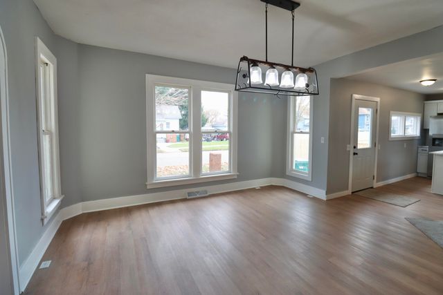 330 Virginia Avenue, La Porte, IN 46350