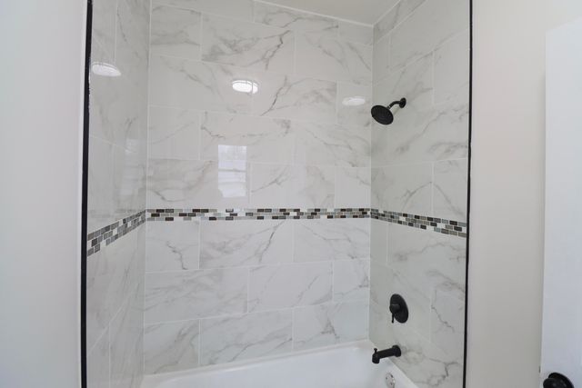 330 Virginia Avenue, La Porte, IN 46350