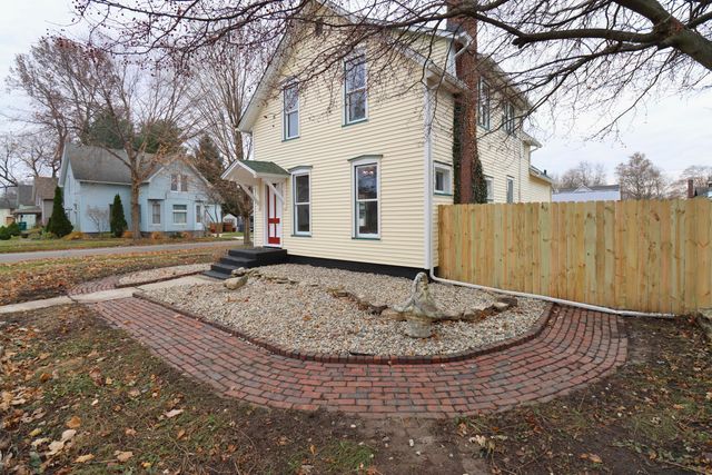 330 Virginia Avenue, La Porte, IN 46350