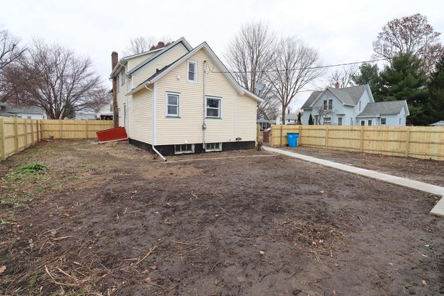 330 Virginia Avenue, La Porte, IN 46350