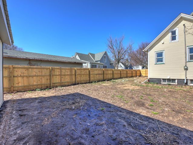 330 Virginia Avenue, La Porte, IN 46350