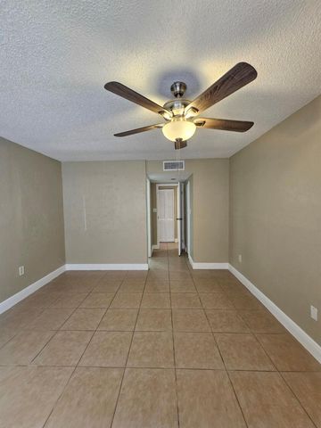 4324 NW 9th Avenue 6-1c, Deerfield Beach, FL 33064