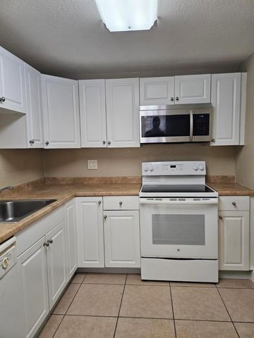 4324 NW 9th Avenue 6-1c, Deerfield Beach, FL 33064