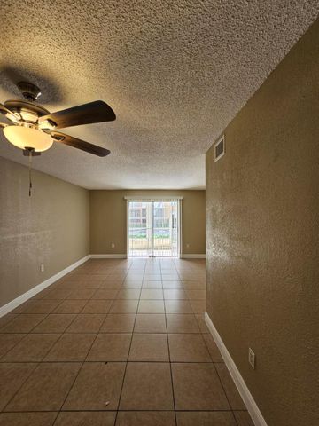 4324 NW 9th Avenue 6-1c, Deerfield Beach, FL 33064