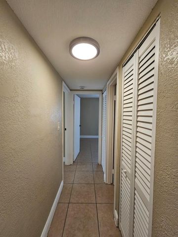 4324 NW 9th Avenue 6-1c, Deerfield Beach, FL 33064