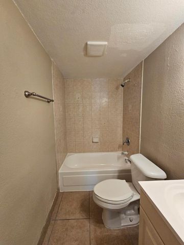 4324 NW 9th Avenue 6-1c, Deerfield Beach, FL 33064