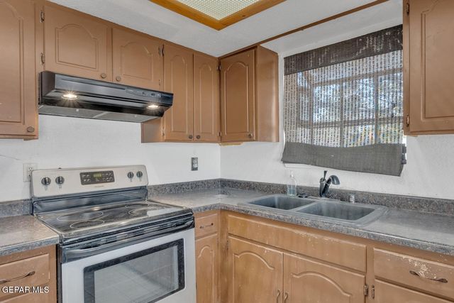 600 Dorsey Drive, El Paso, TX 79912