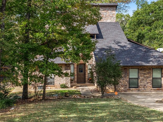 632 Susan Road, Gladewater, TX 75647