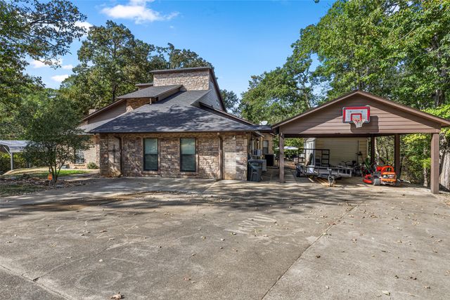 632 Susan Road, Gladewater, TX 75647