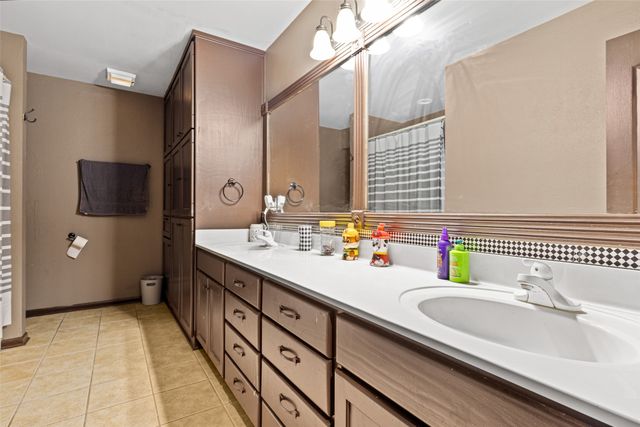 632 Susan Road, Gladewater, TX 75647