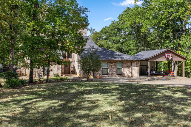 632 Susan Road, Gladewater, TX 75647