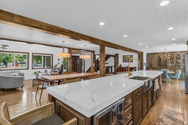 1451 E LONGDALE DR, Sandy, UT 84092