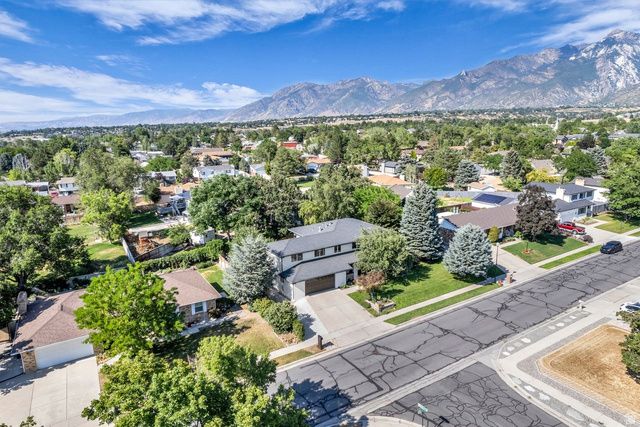 1451 E LONGDALE DR, Sandy, UT 84092