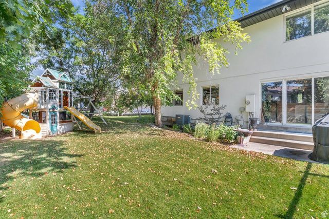 1451 E LONGDALE DR, Sandy, UT 84092